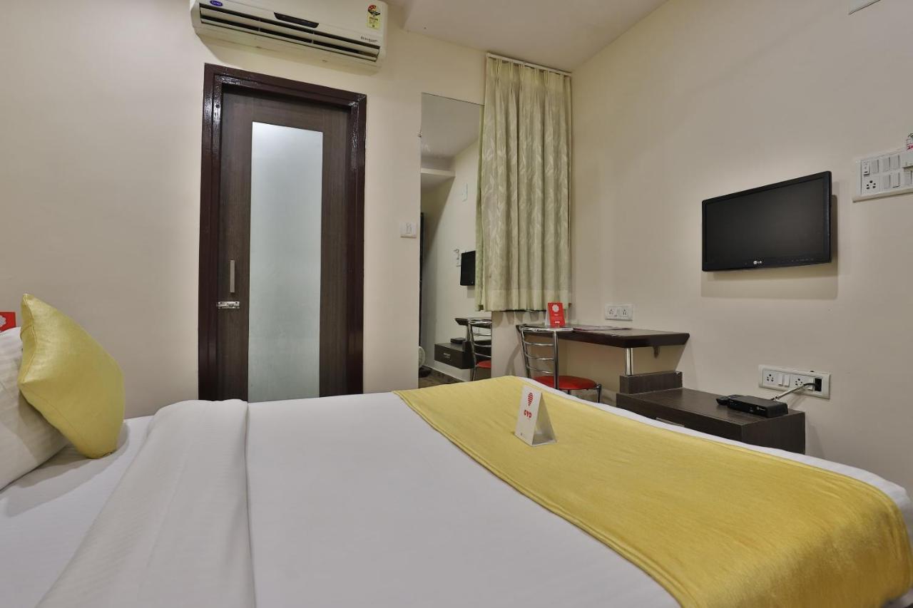 New Rajdhani Hotel Вадодара Екстер'єр фото