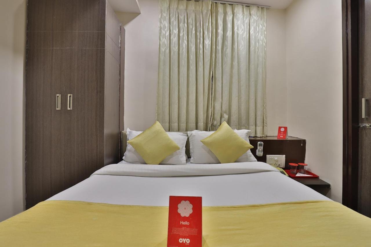 New Rajdhani Hotel Вадодара Екстер'єр фото